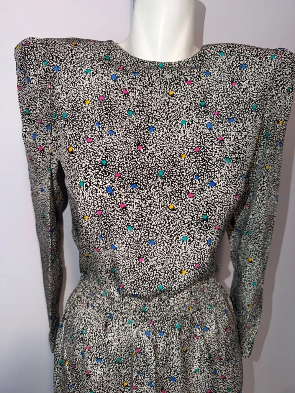 Vintage 80s Silk Studio Skirt Blouse Set 100% Silk Confetti Print Ruffle 2 Piece - Picture 8 of 8
